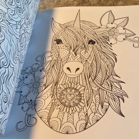 Magical creatures New colouring book - Picture 3 of 5